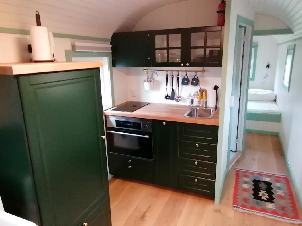 Guesthouse Gjoel Gjøl エクステリア 写真
