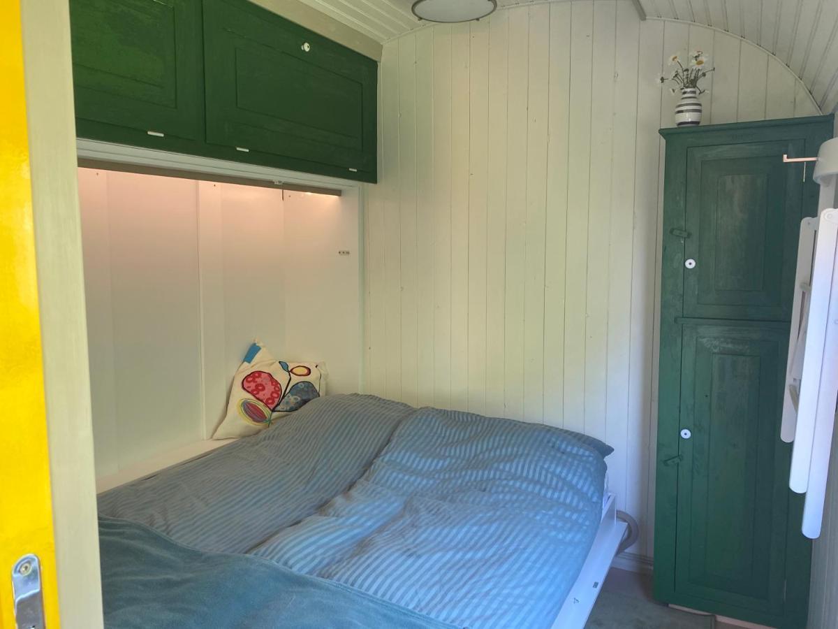 Guesthouse Gjoel Gjøl エクステリア 写真