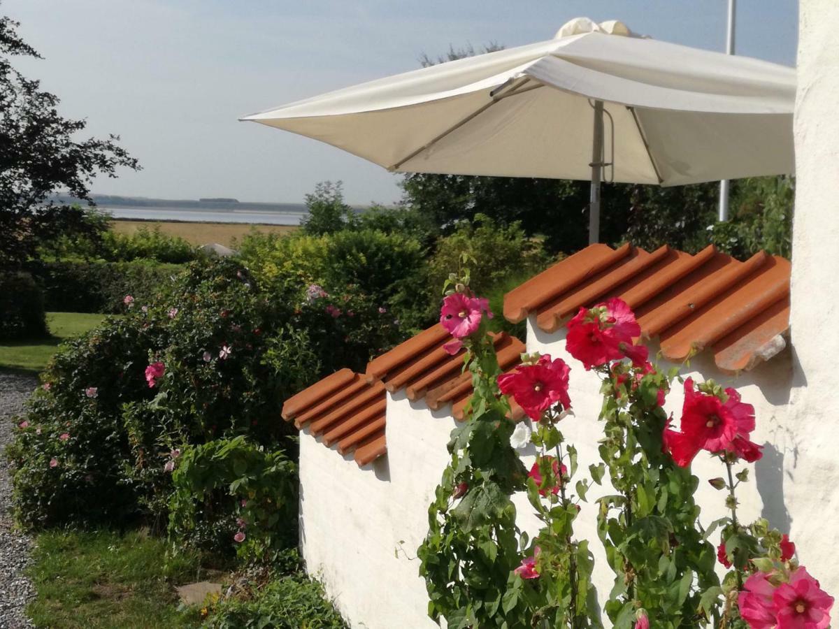 Guesthouse Gjoel Gjøl エクステリア 写真